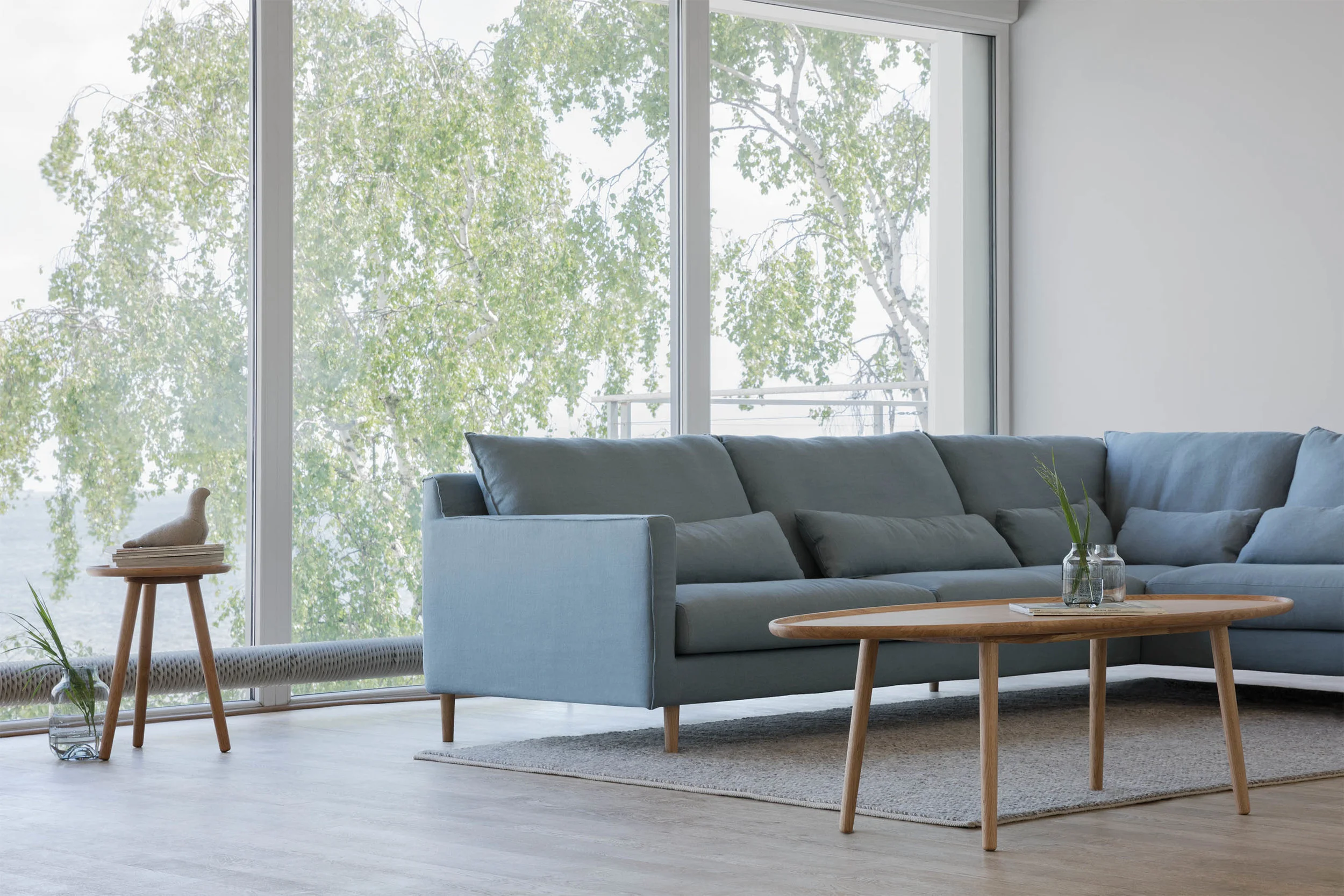 SALLY_arrangement_set2_big_cushions_linenP823_8_slate_9.jpg