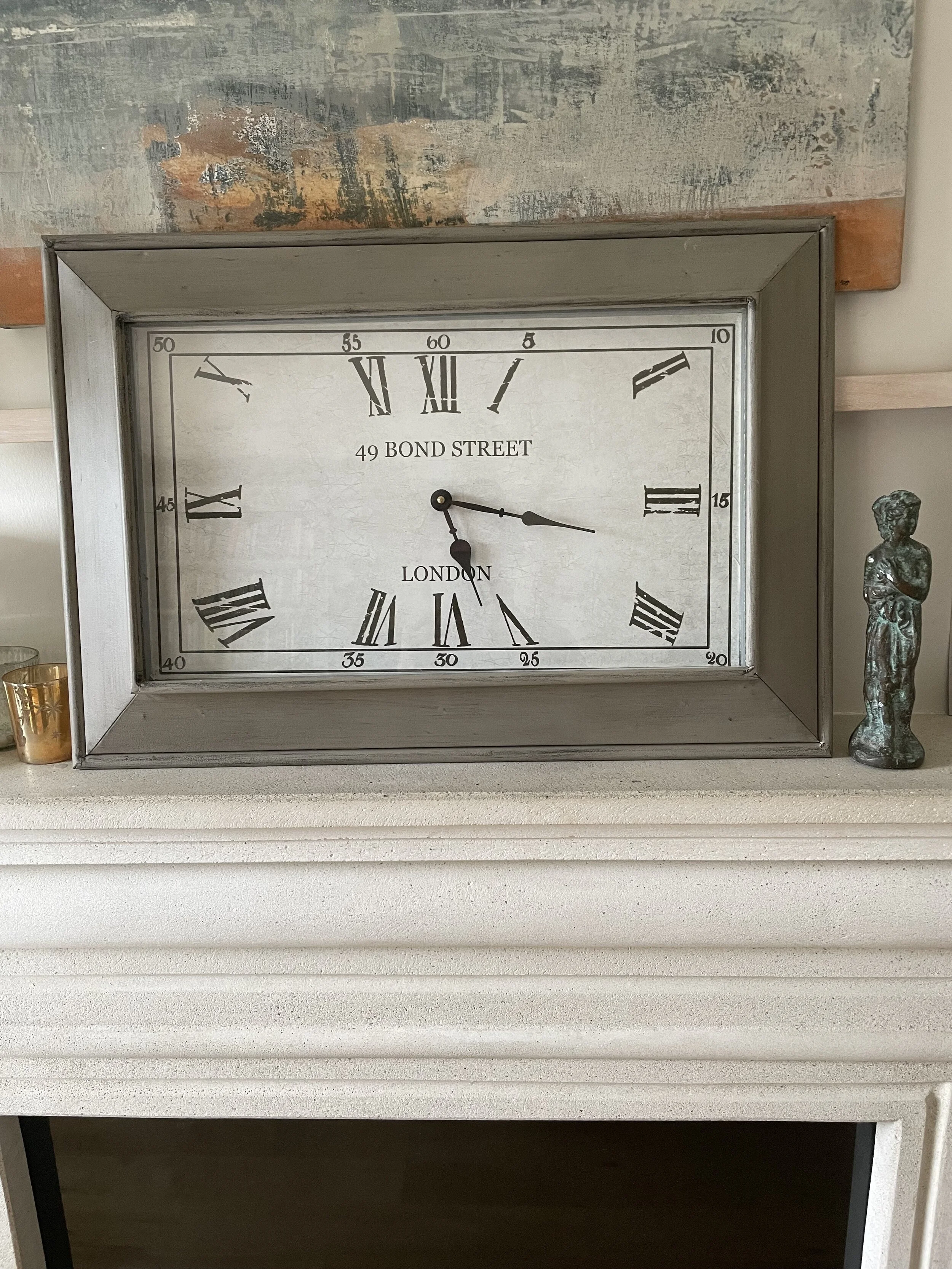 Designer sofa shop DublinSits sofas and chairs