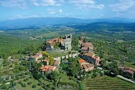 Cennina. The walk through the forest at the back of Il Verreno is idealfor those who would like a bit of a workout. The reward is the village of Cennina with its castle.