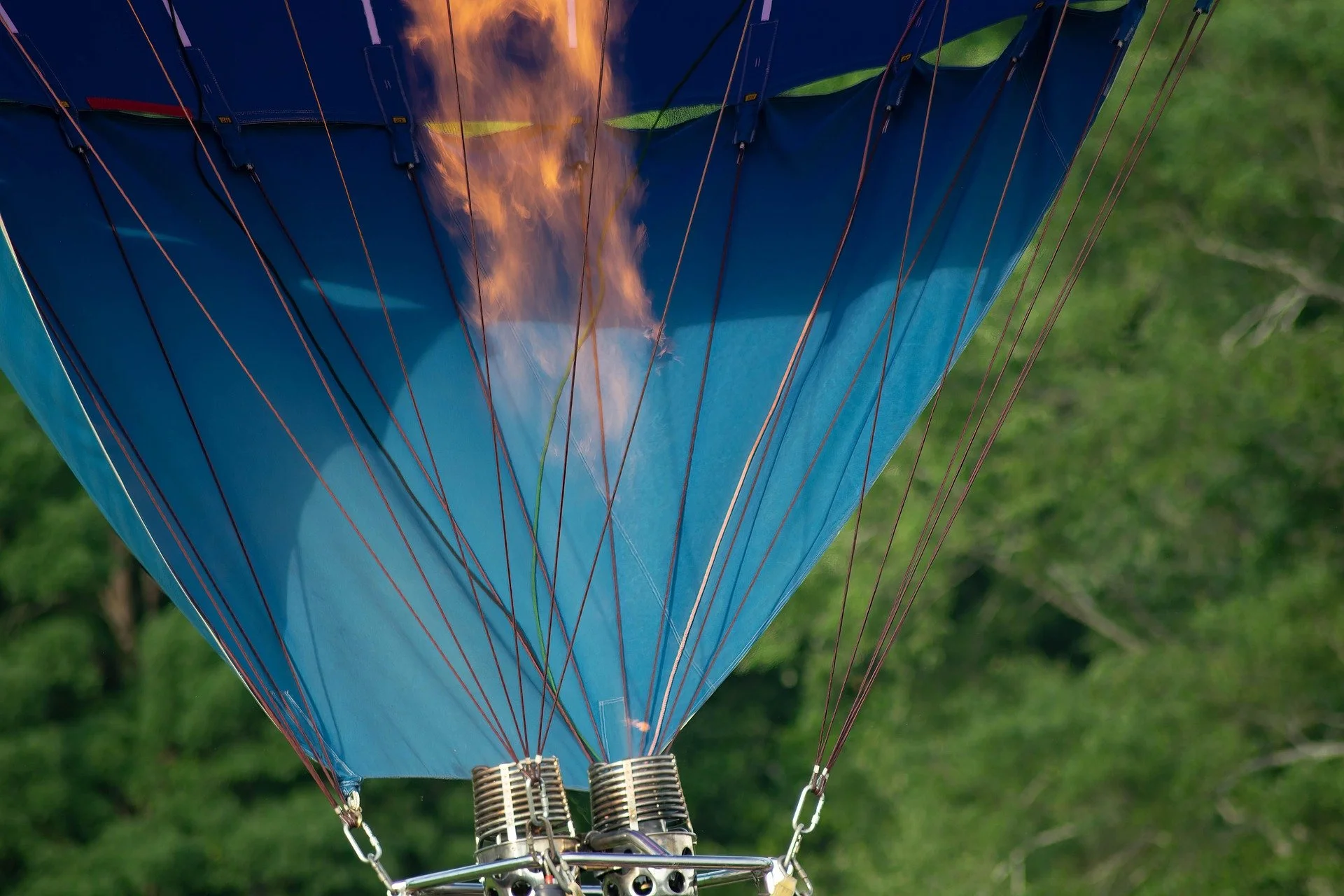hot airballoon.jpg