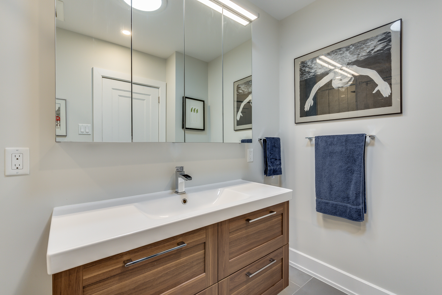 Laurentianview addition and remodel 24.jpg