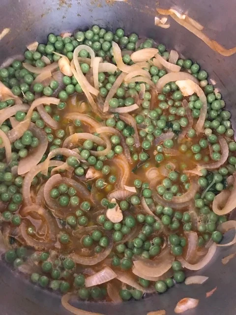 Pasta with peas