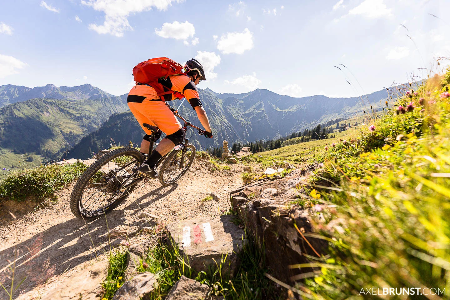 mountain-biking-walmendingerhorn-kleinwalsertal-3.jpg