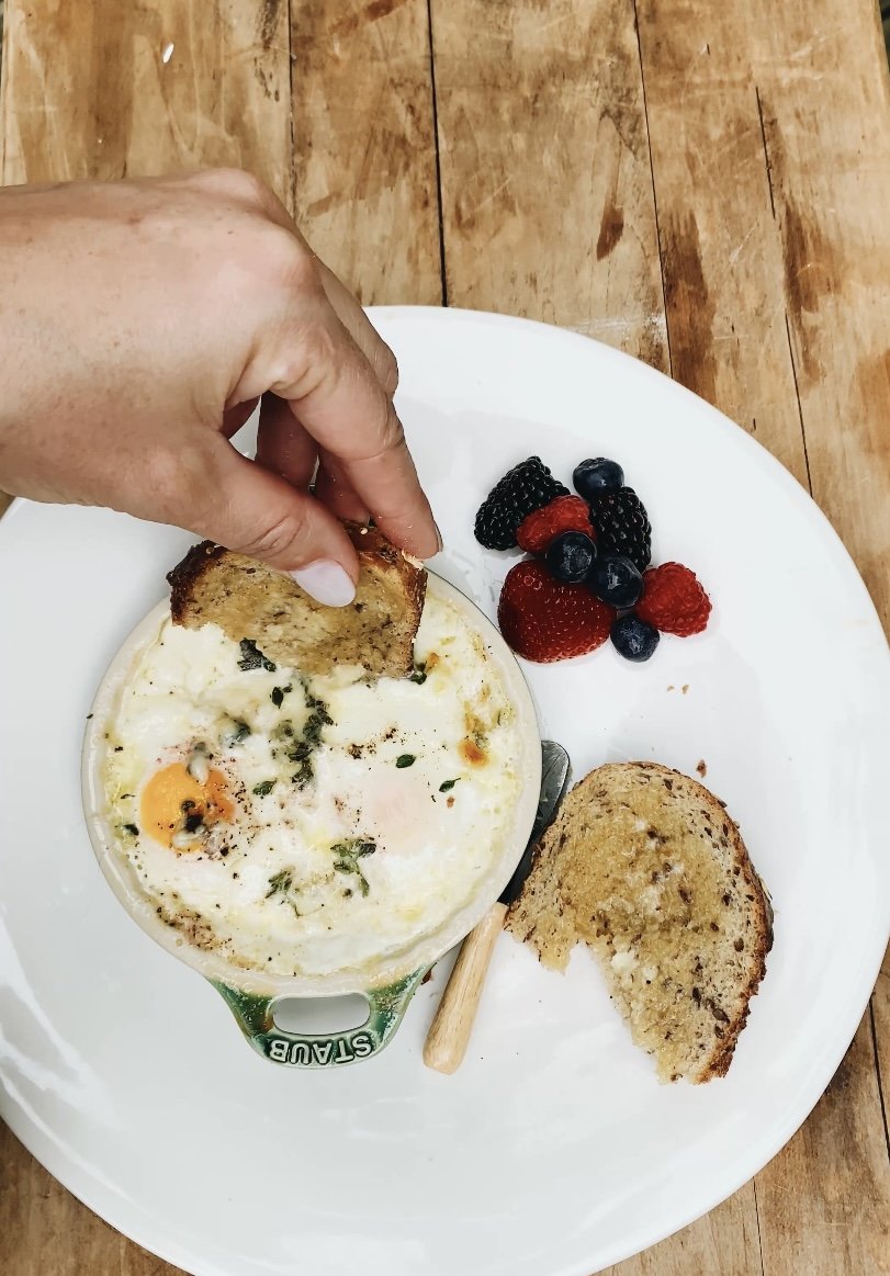 Baked Eggs with Gorgonzola