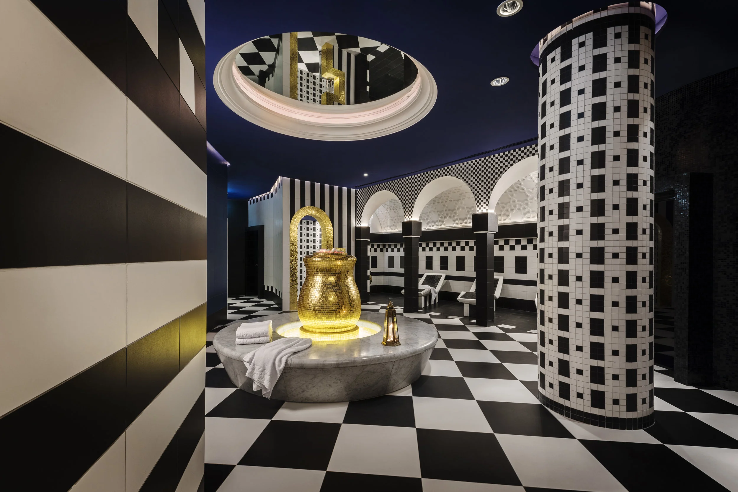 MW_MondrianDoha_spa_male_01.jpg