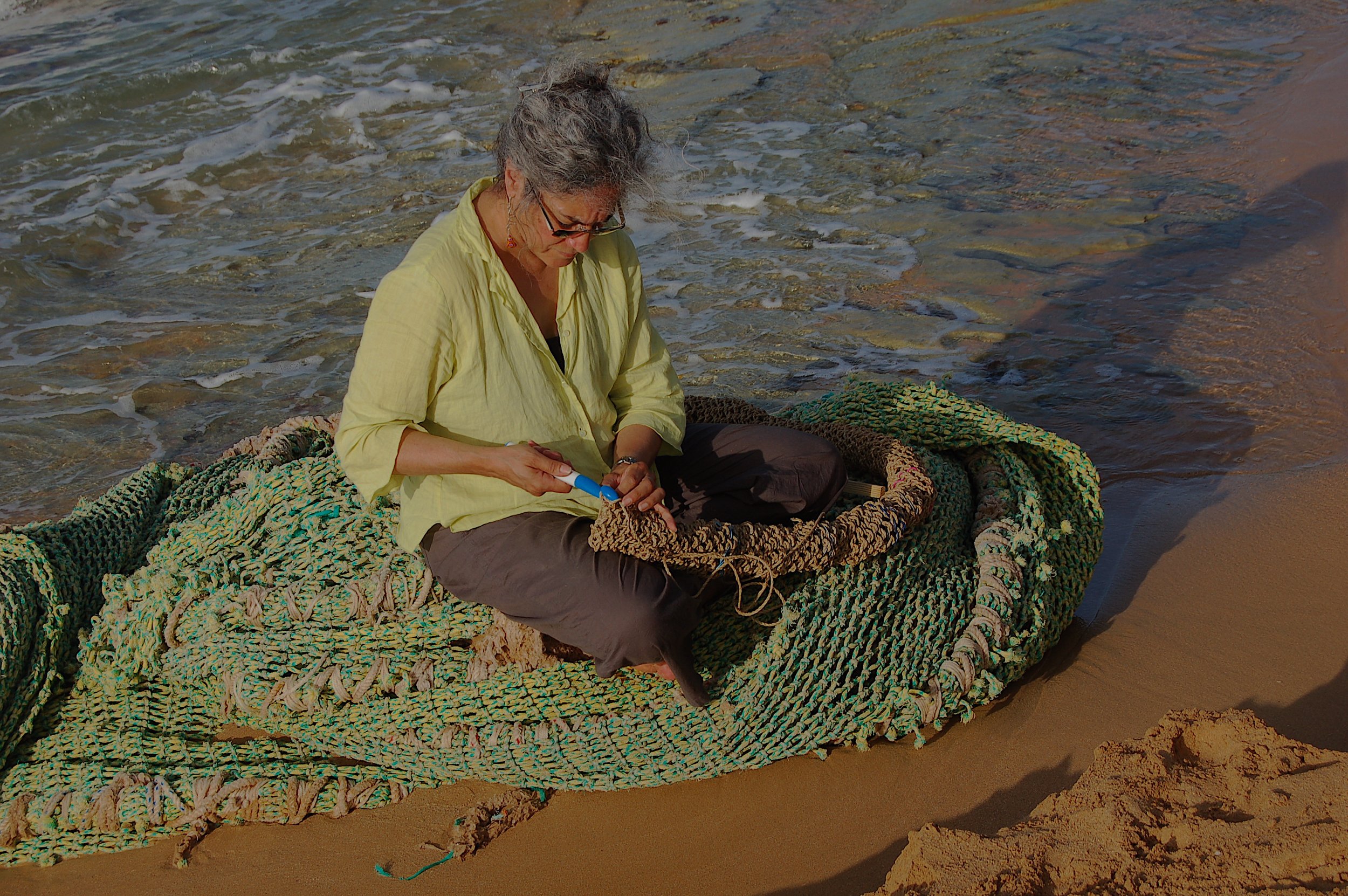 Puerto Rico weaving onto net.jpg