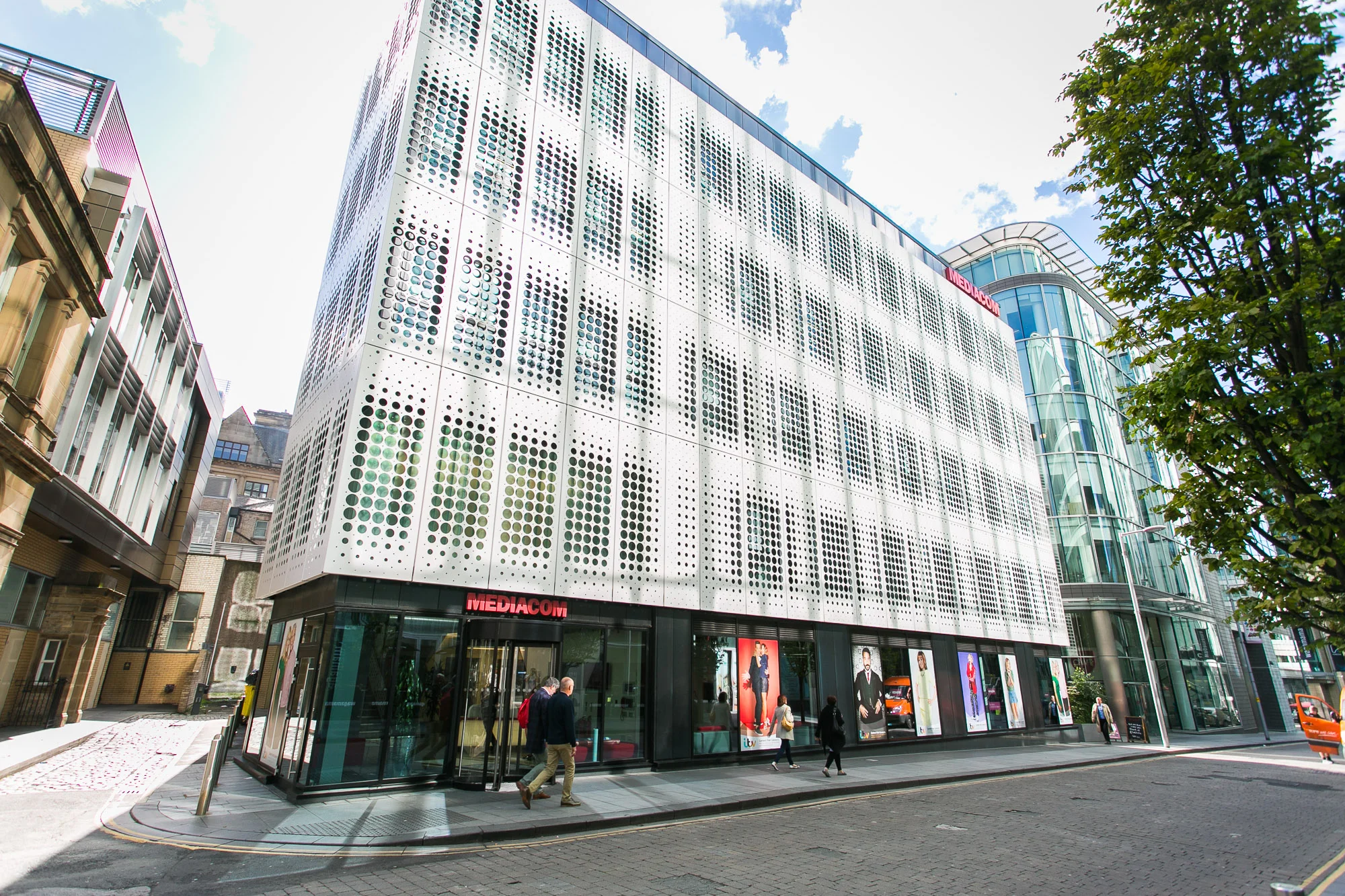 Mediacom_Manchester_selectinteriors_fit out_tombiddle_TB13.jpg