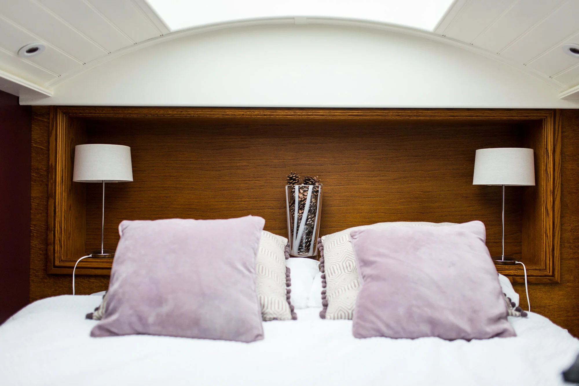 The bus stop_scotland_airbnb_architecture_tom_biddle_photography__-0003.jpg