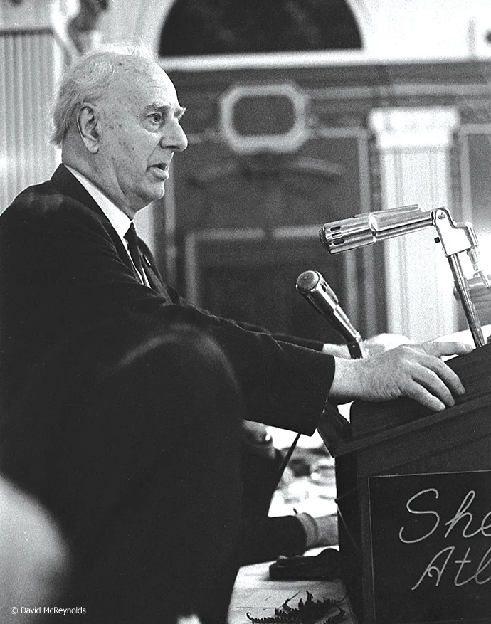 Harold Fackert, WRL volunteer, speaking at the 1967 Peace Award dinner.