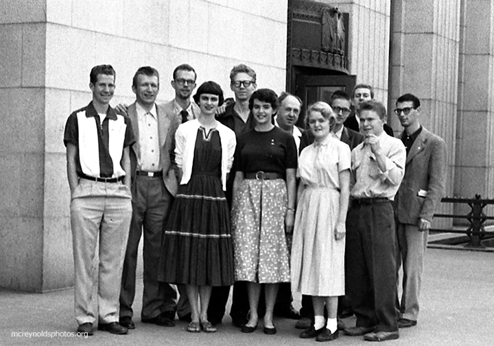 Recently graduated from UCLA, David was arrested for refusing the Korean War draft. His case was dismissed on a technicality in March 1955 in Los Angeles, and he met his “Pasadena group” supporters outside the court. Men's row, left to right: Rocky Spoelstra, Harry Sittonen, David, Rex Backus, Charles Curtis, Doug Pomeroy, Frank Hamilton (partly hidden), Tom Klopfer. Front: Leora Rundstrom, Kate Collins, Kelly Pomeroy, Hank Maiden.