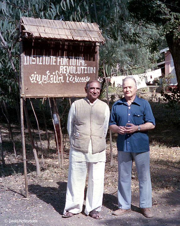 Narayan Desai (1924-2015) hosted the War Resisters’ International Triennial conference in India in December 1985. Shown here with with U.S. Quaker nonviolence trainer Charles Walker (1920-2004) at Desai’s Institute for Total Revolution in Vedchhi, India.