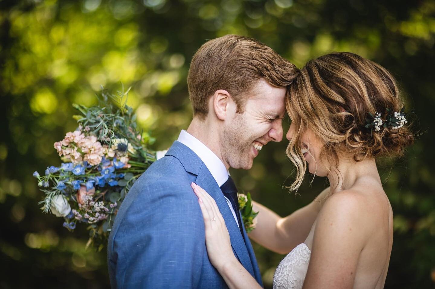 It&rsquo;s the nose crinkle for me ❤️
.
.
.
.
.
.
#shannongisellephotography #westernmasswedding #montagueretreatcenter #westernmassweddingphotographer #besternmass #413igers #massachusettsweddingphotographer #risingtidesociety #steelandflintsociety 