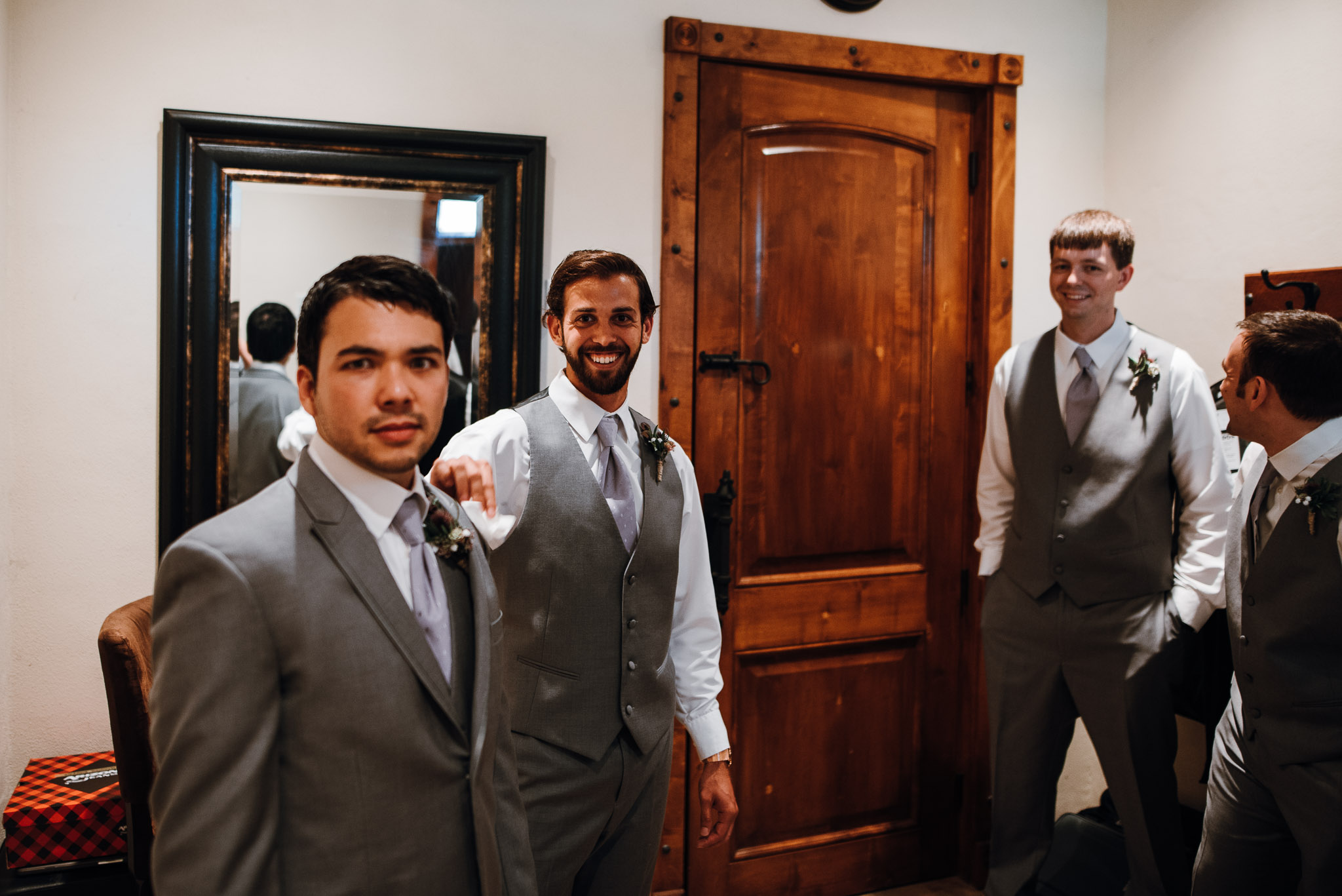 Chapel-In-The-Vineyard-Christoval-Vineyards-and-Winery-Wedding_Kayla&Eric-0013.jpg