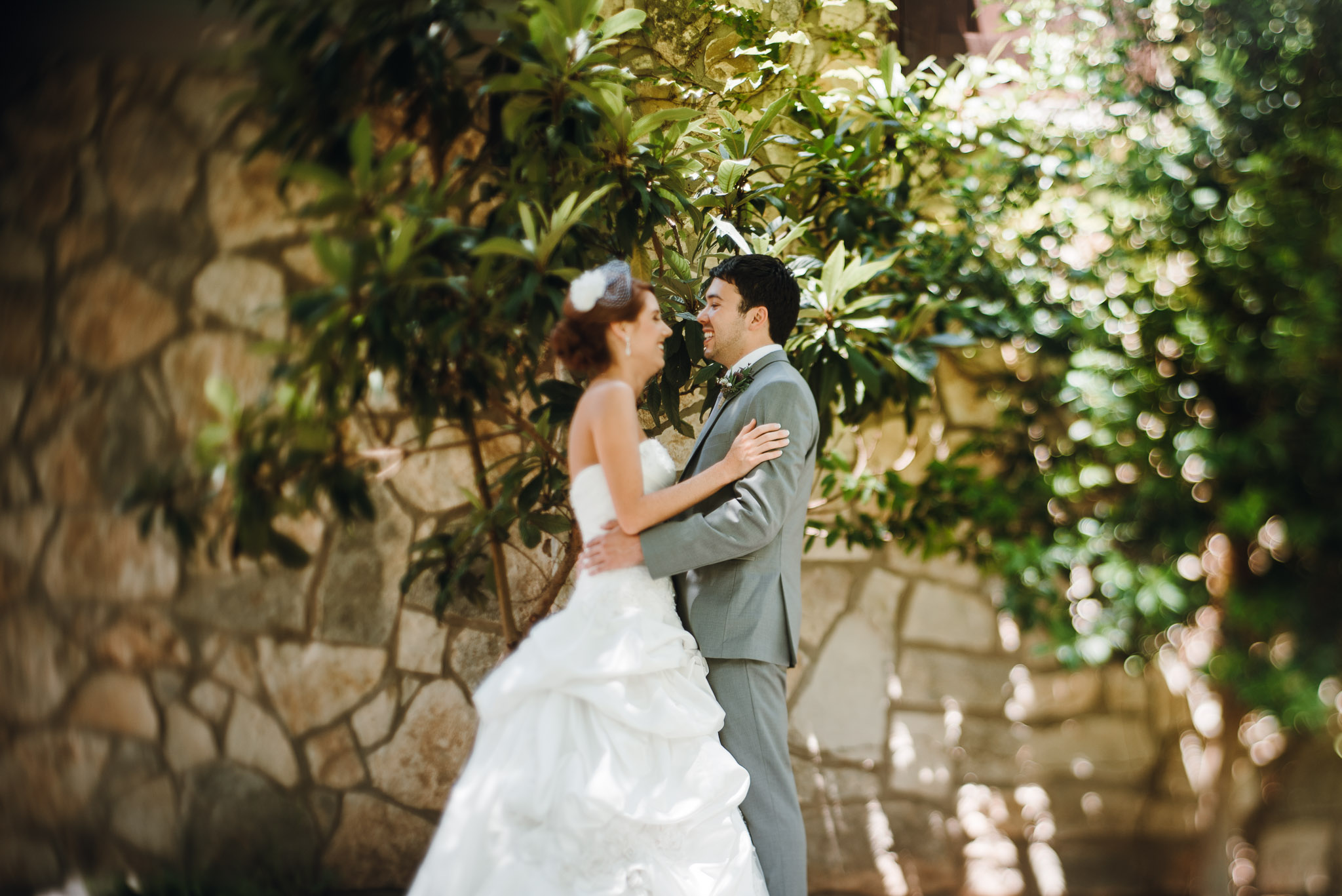 Chapel-In-The-Vineyard-Christoval-Vineyards-and-Winery-Wedding_Kayla&Eric-0024.jpg