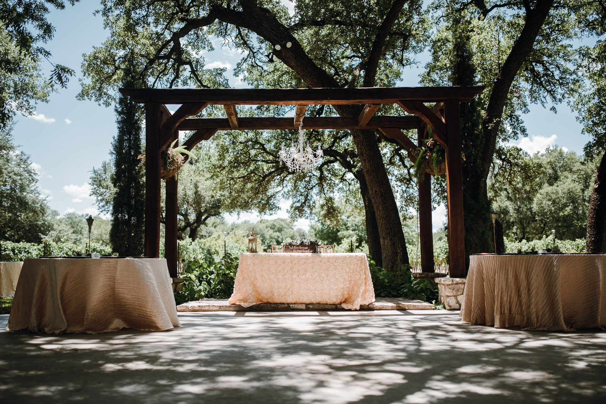 Chapel-In-The-Vineyard-Christoval-Vineyards-and-Winery-Wedding_Kayla&Eric-0026.jpg