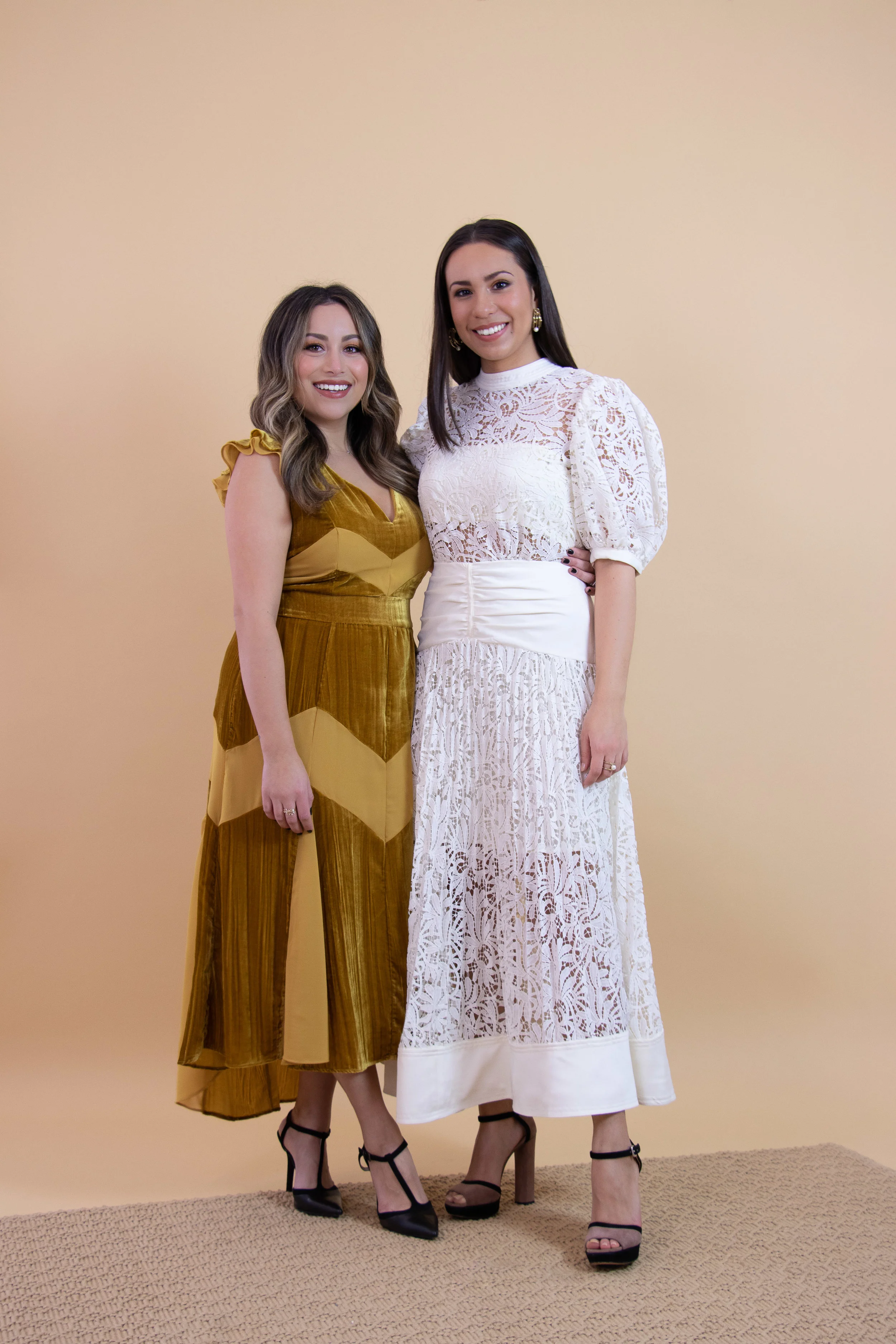 mds.muses_mena.full-body-3.jpg