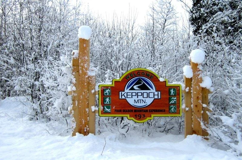 Snowshoeing at Keppoch Mountain with the HKIN Society