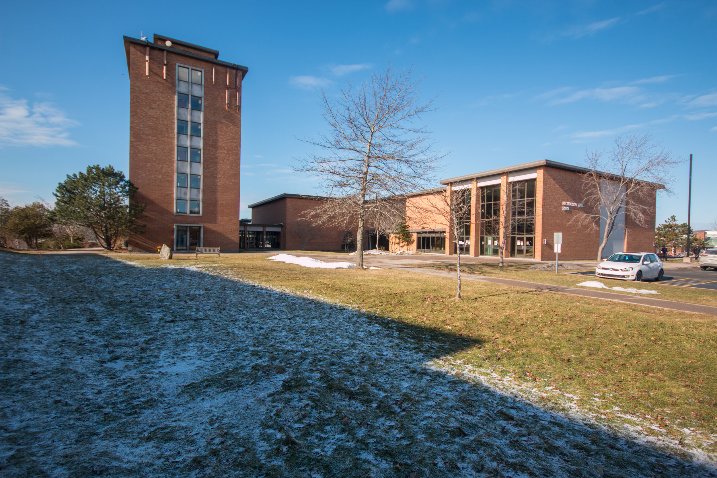  The construction of the Mulroney Institute for Government will significantly impact the area currently used for field labs.&nbsp; 