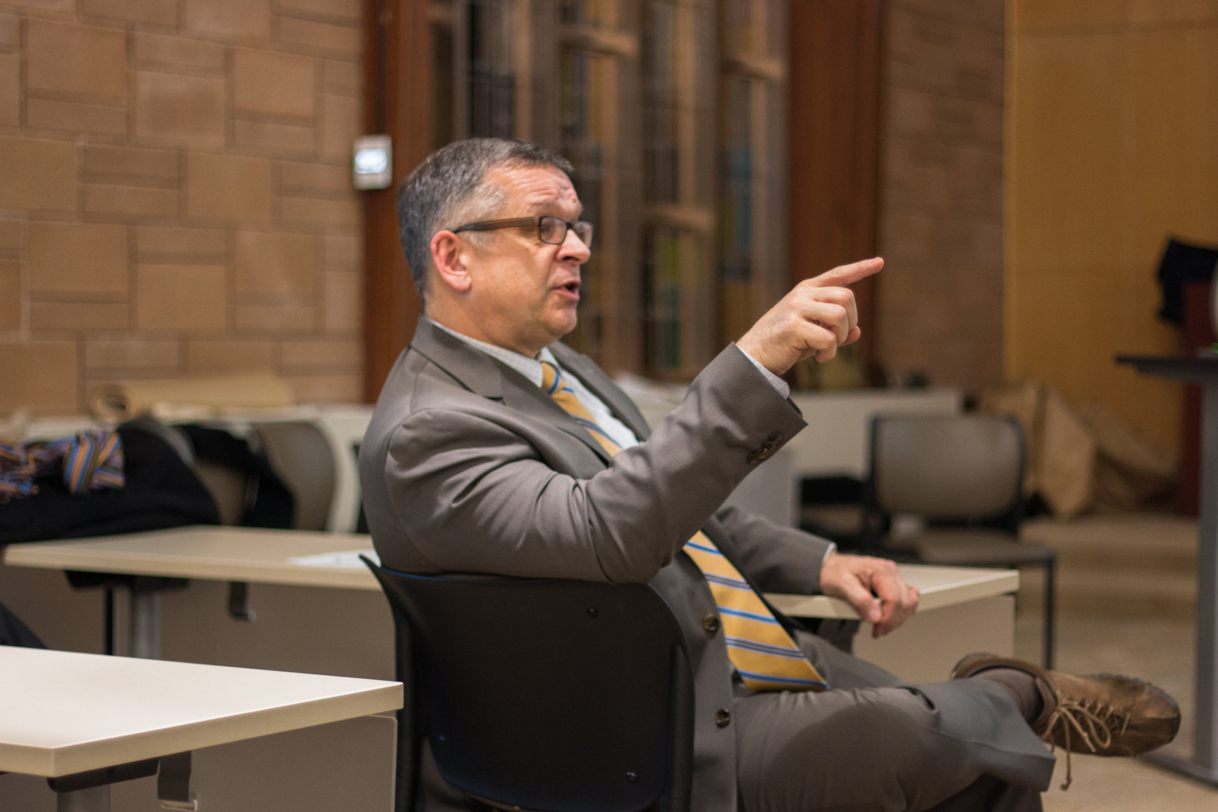  StFX Vice-President Finance &amp; Operations Andrew Beckett discusses the campus framework plan with Dr. David Garbary of the biology department.&nbsp; 