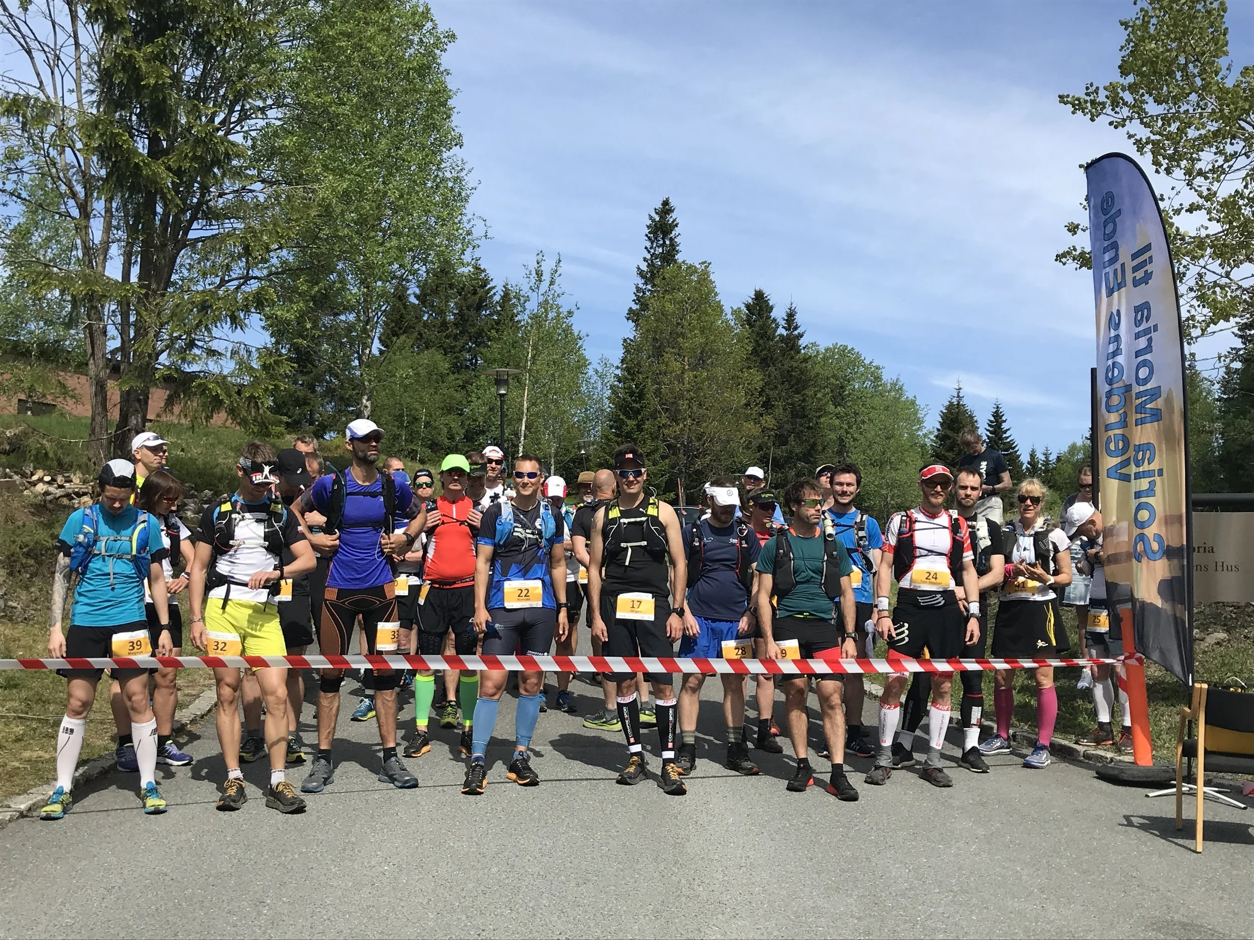 Foto: Rannveig Oseberg Jeg står til høyre med Bib 24, Morten til venstre for meg med Bib 29.