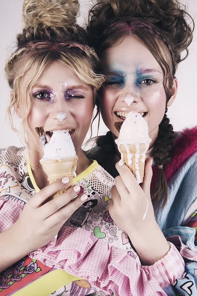 28 Jenny and Charlotte 2.JPG