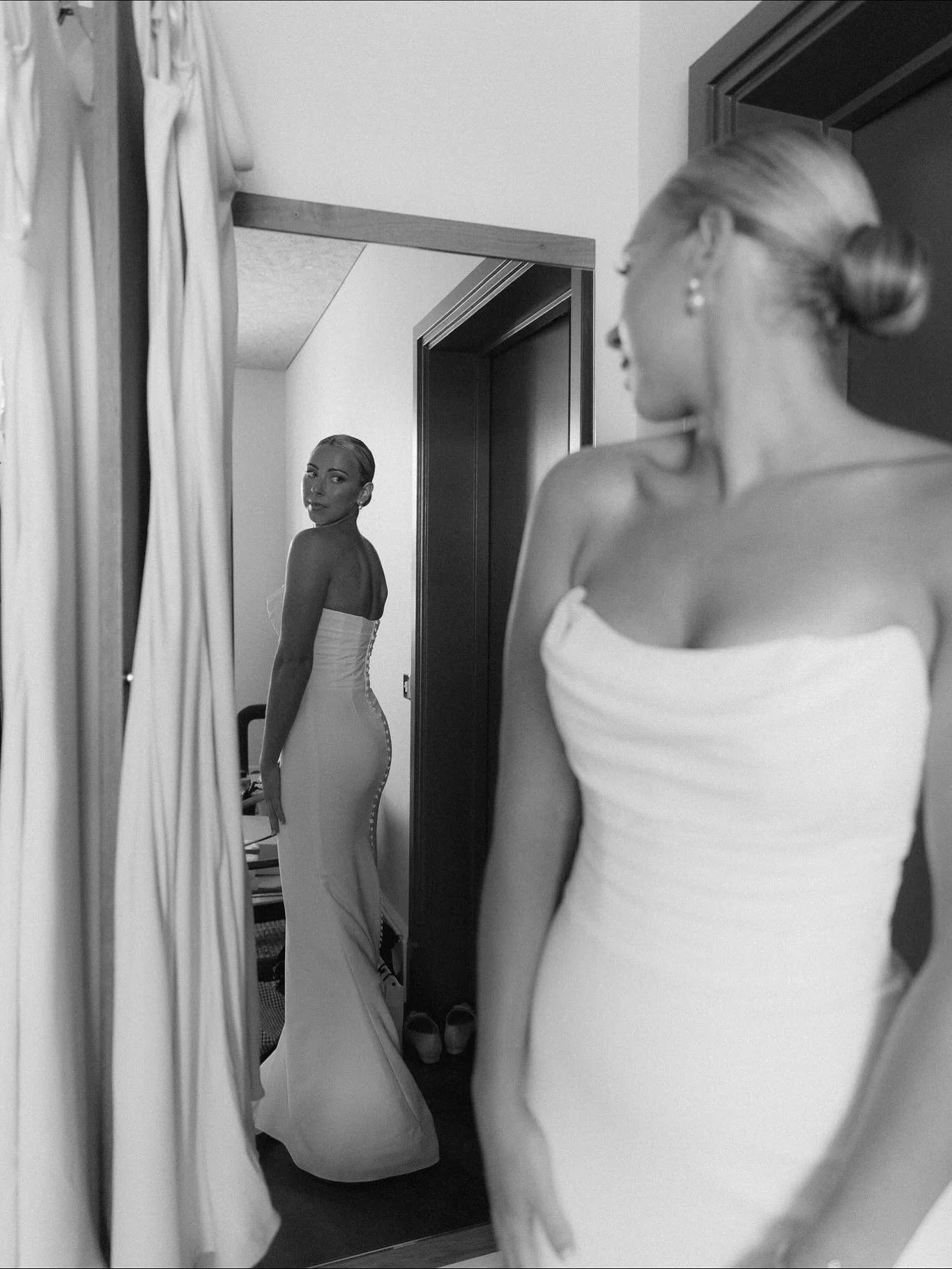 The most beautiful morning with Emma 👰🏼&zwj;♀️

Dress @madewithlovebridal 
Prepping at @onehundredshoreditch 

bridal makeup manchester | bridal makeup north west | bridal makeup north wales | bridal makeup cheshire | wedding makeup manchester | we