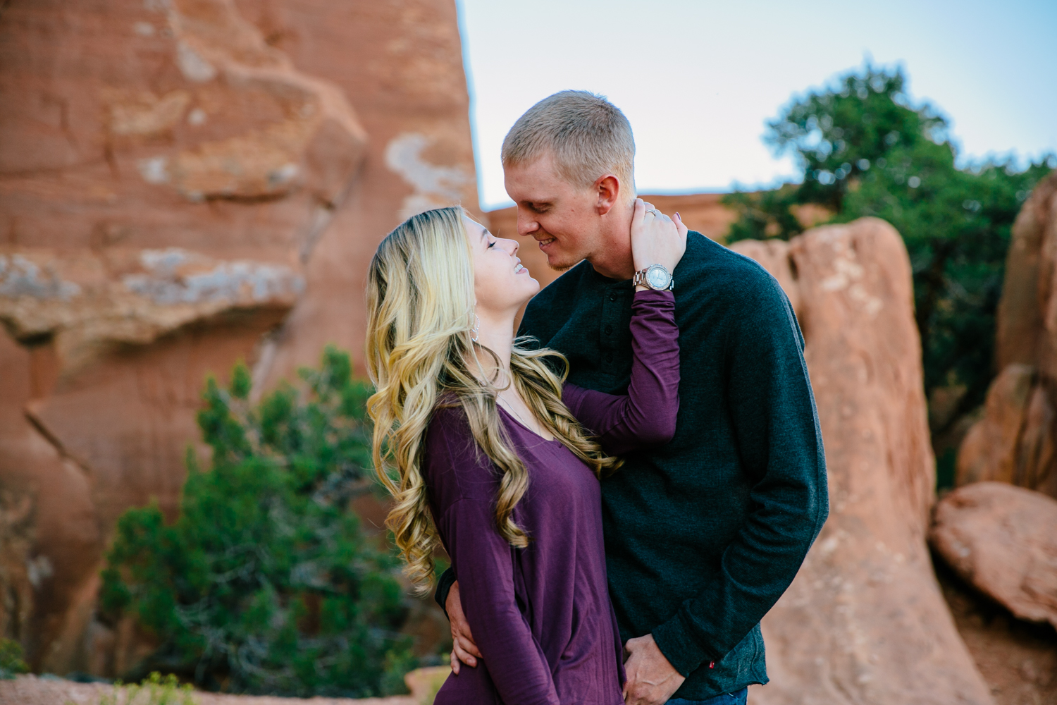 grand-junction-colorado-monument-wedding-photographer-engagements-16.jpg