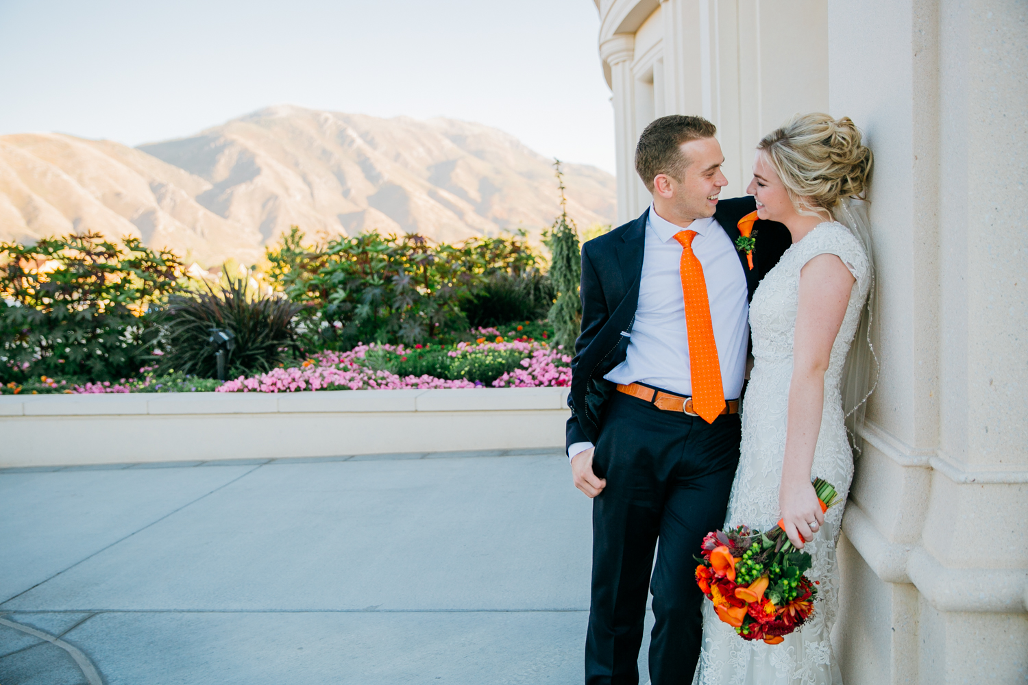 payson-temple-bridals-utah-wedding-photographer-37.jpg