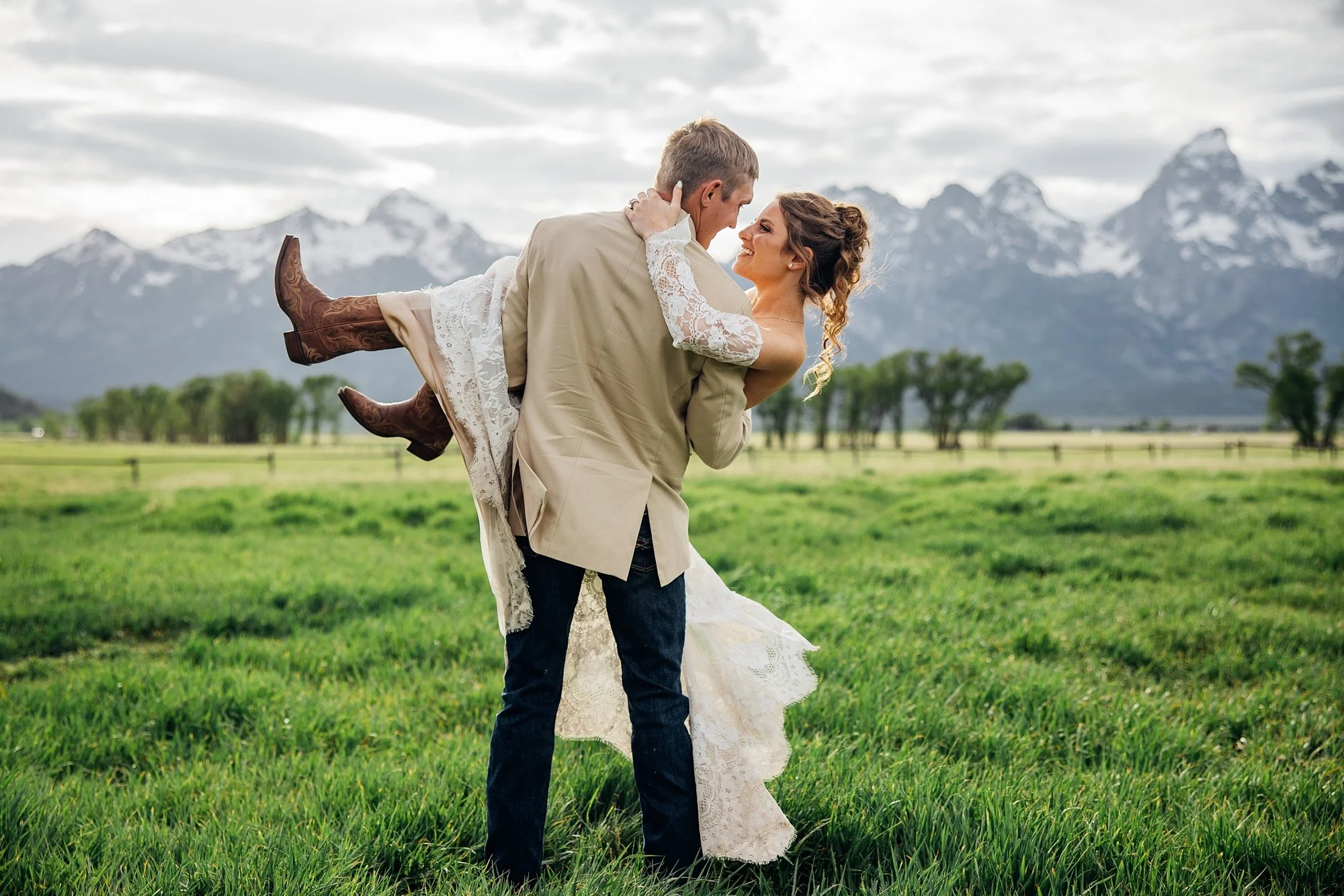 grand-teton-wedding-mormon-row_0195.jpg