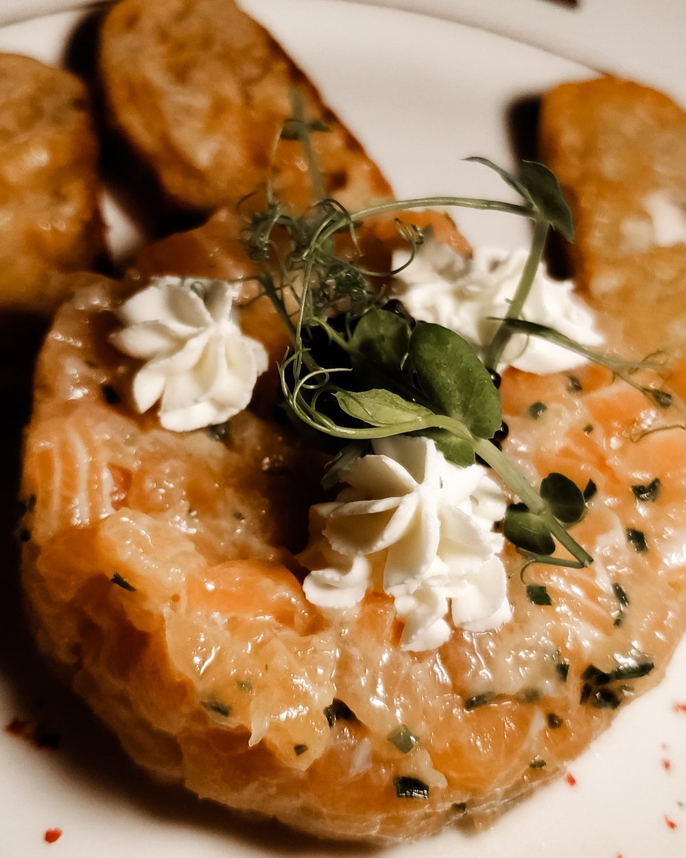 Tartare De Saumon Au Caviar