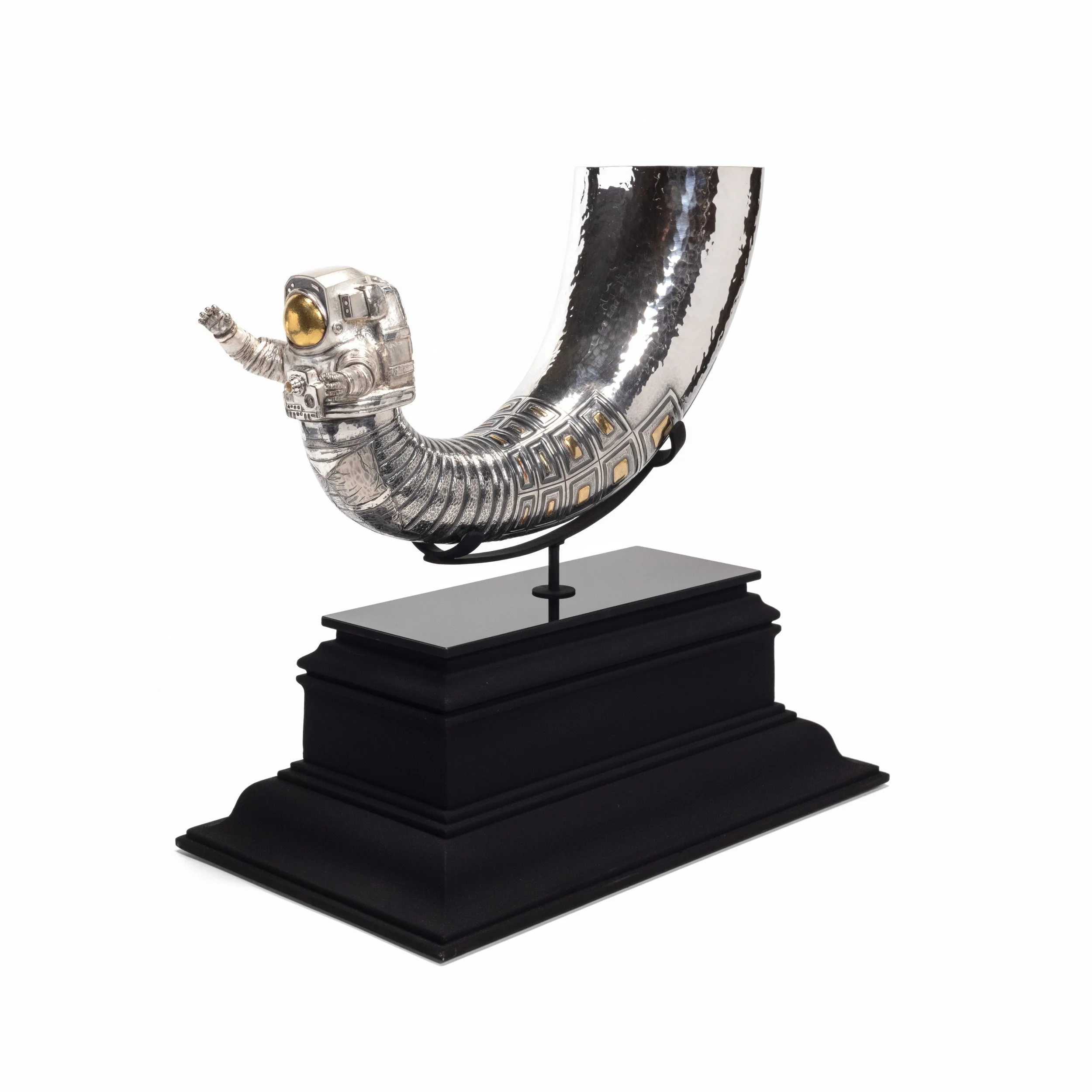 EMU Rhyton
