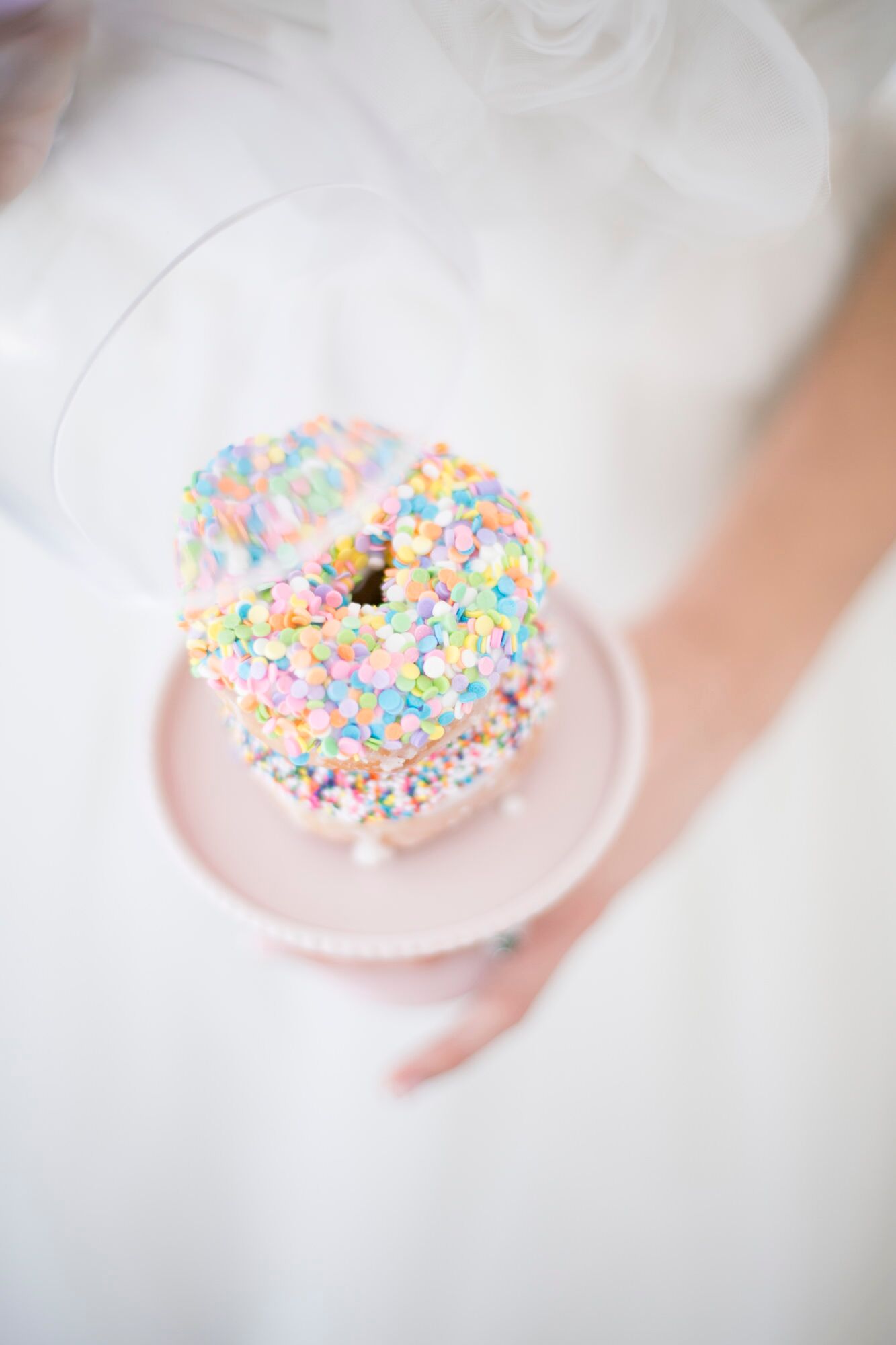 niagara-wedding-cakes-mini-cakes-donuts-cake-pops-cookes-cupcakes-macaroons-sweet-celebrations-custom-sweets-012.JPG