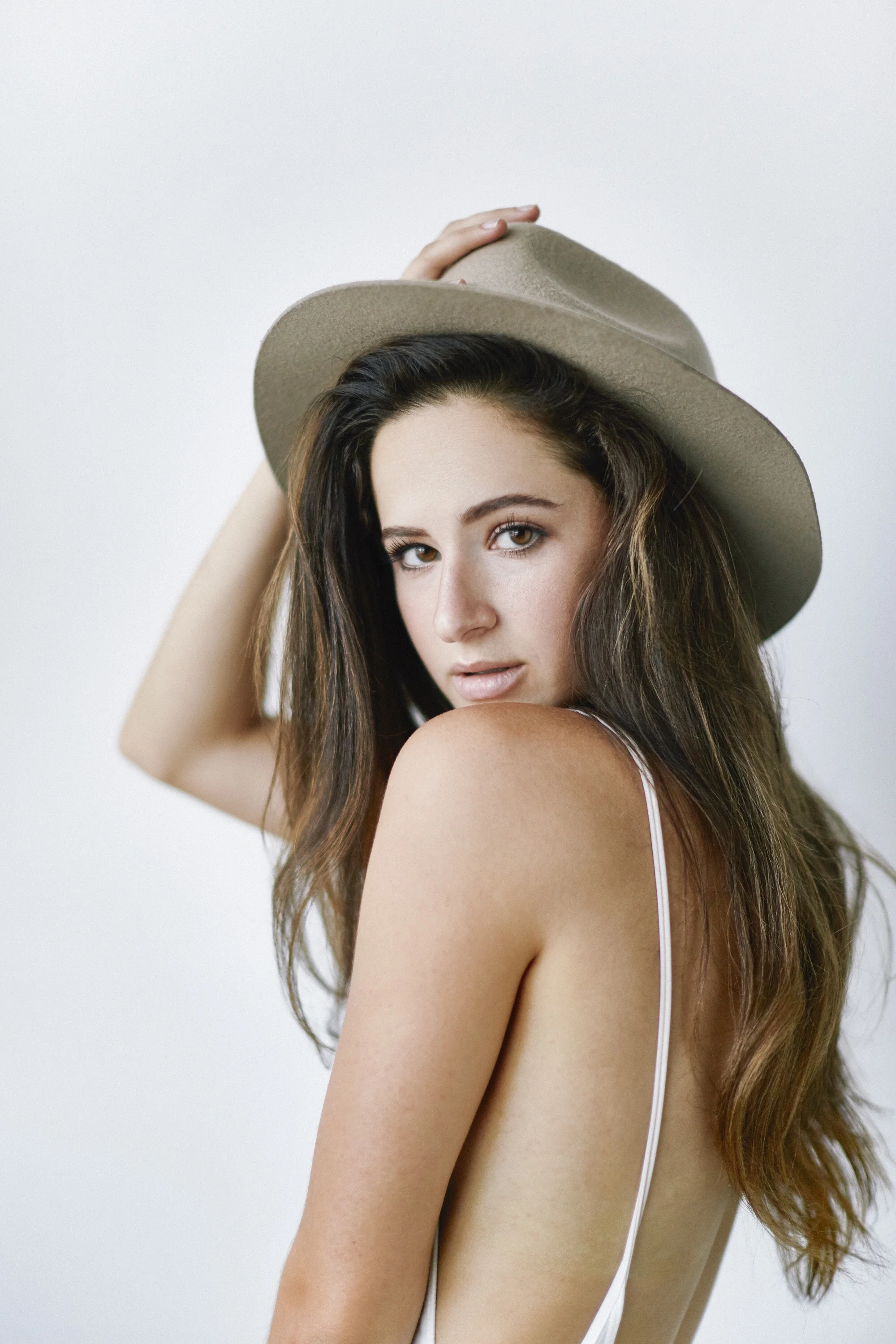Daniel Brittain (photographer), Christy Soeder (model )