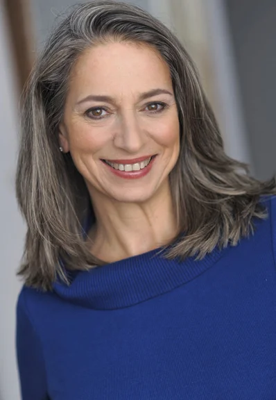 Lisa R.jpg