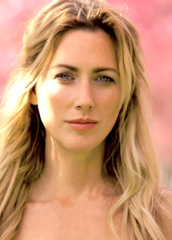 Suzanne J.jpg