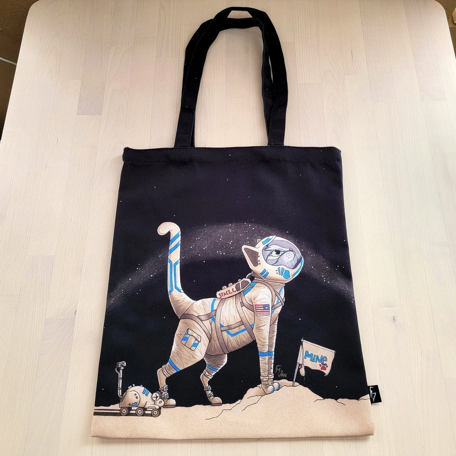 mvan_ToteBags2024_OSS_002.jpg