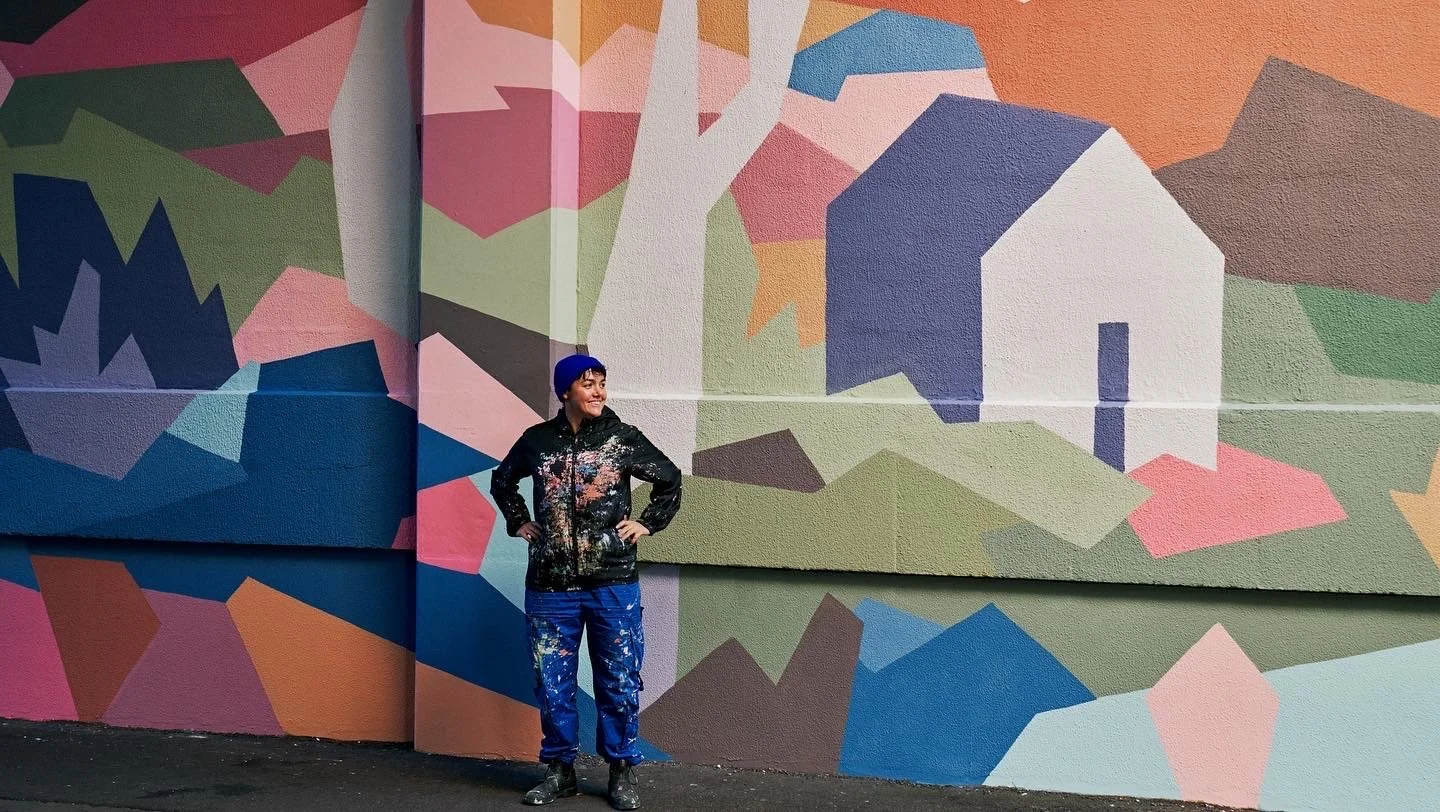 Broadway shopping Portrait_2.JPG