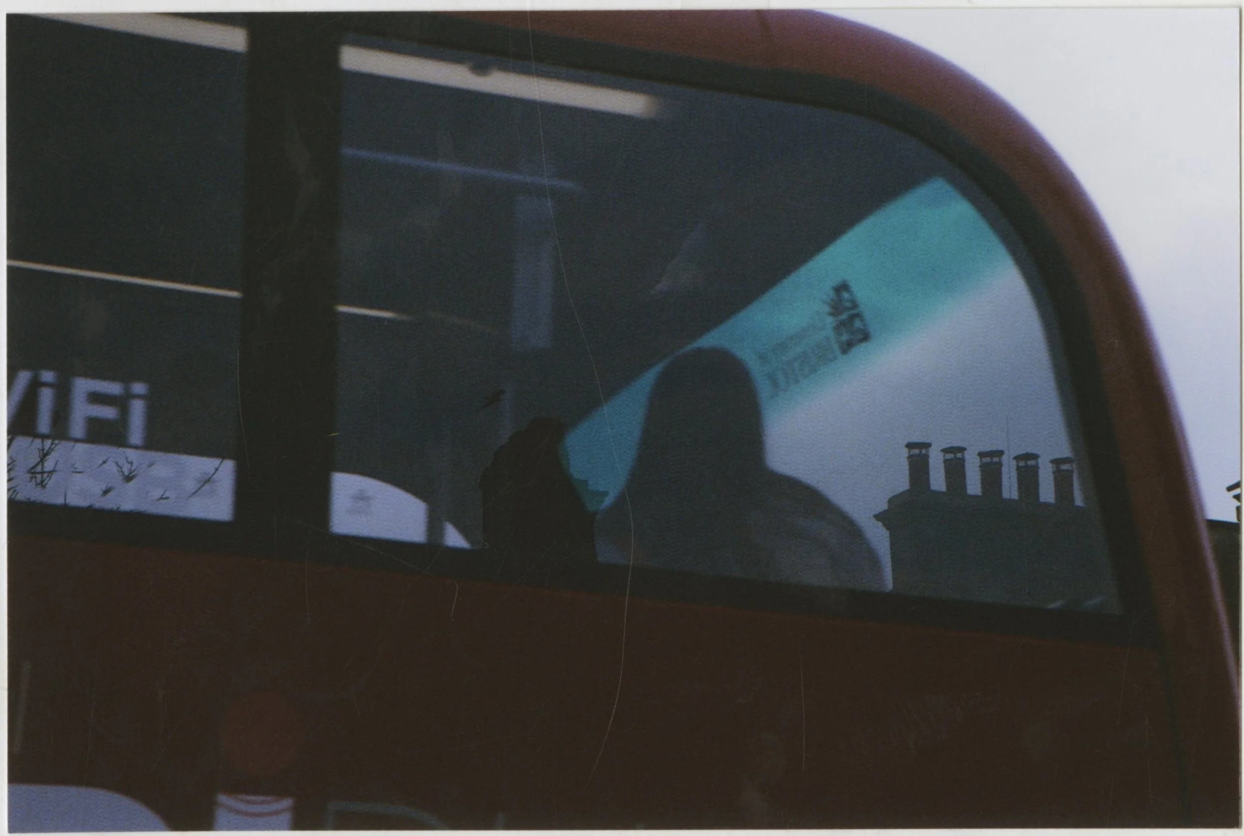 bus_uk.jpeg