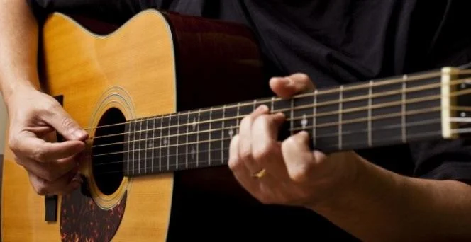 guitar.jpg