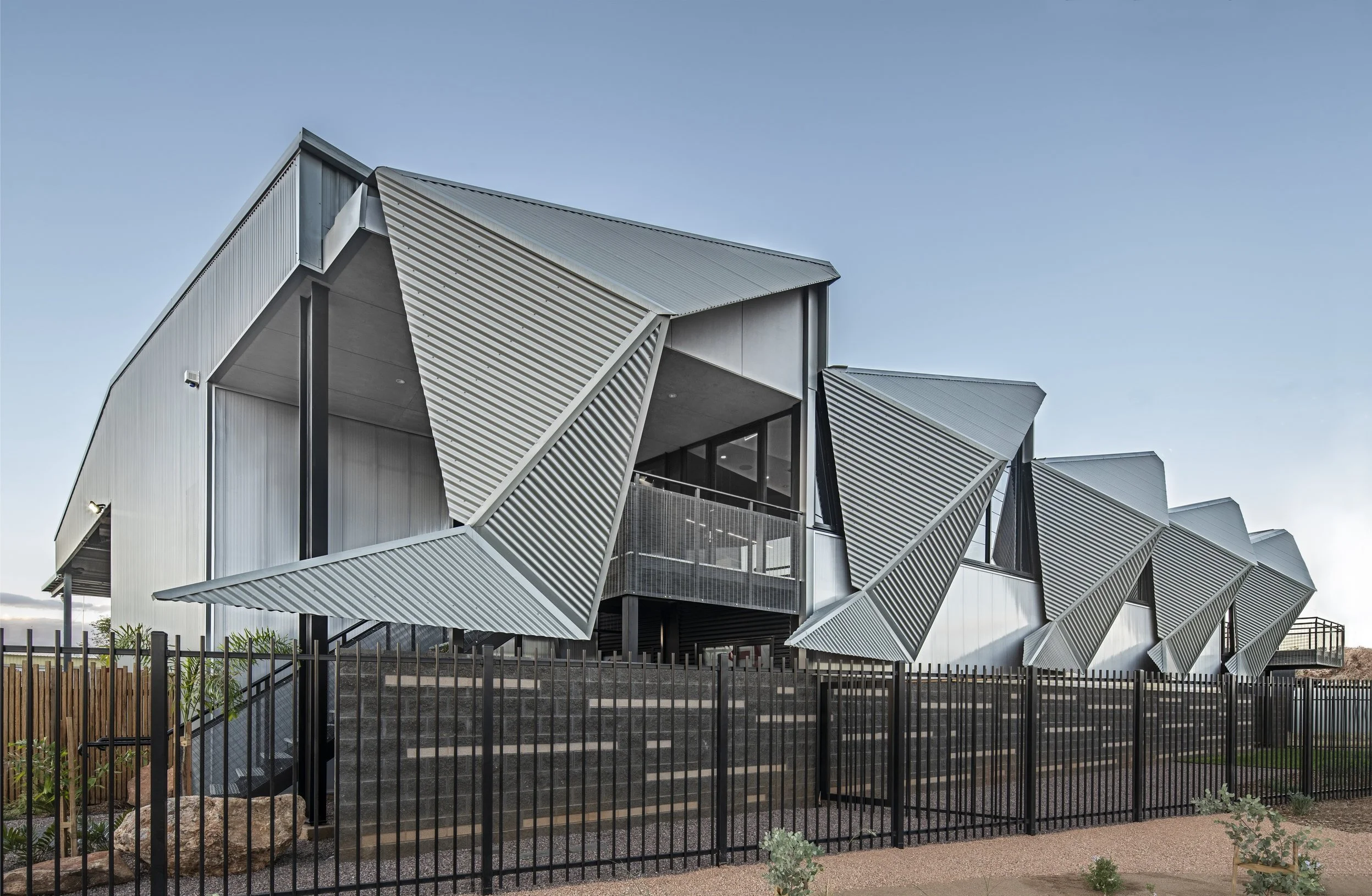 3767-commercial_MPHHQ_SDA_PeterBarnes_00.jpg
