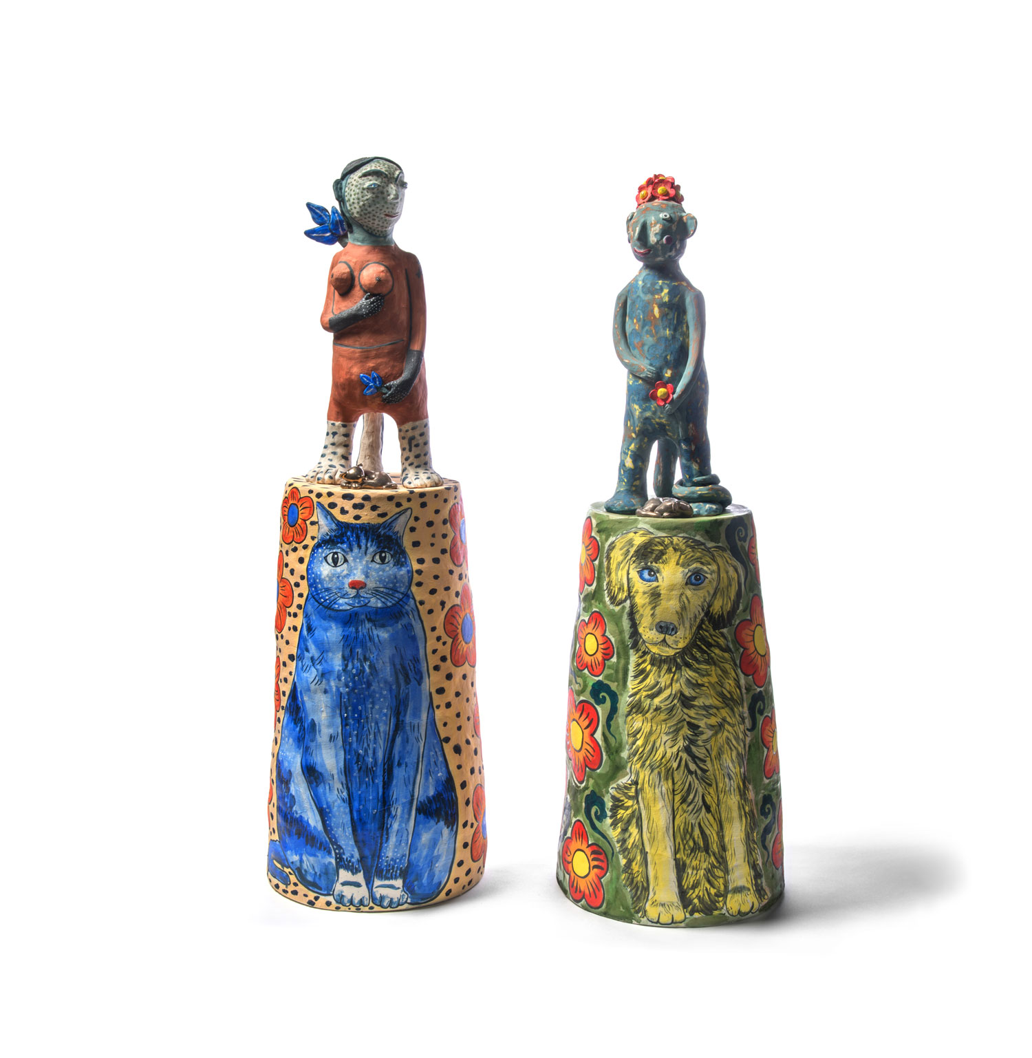 Vipoo Srivilasa, Su-nak (Canine) and Wi-laa (Feline), 2019, stoneware, underglaze, gold lustre, acrylic,and mixed media. Photo:Andrew Barcham