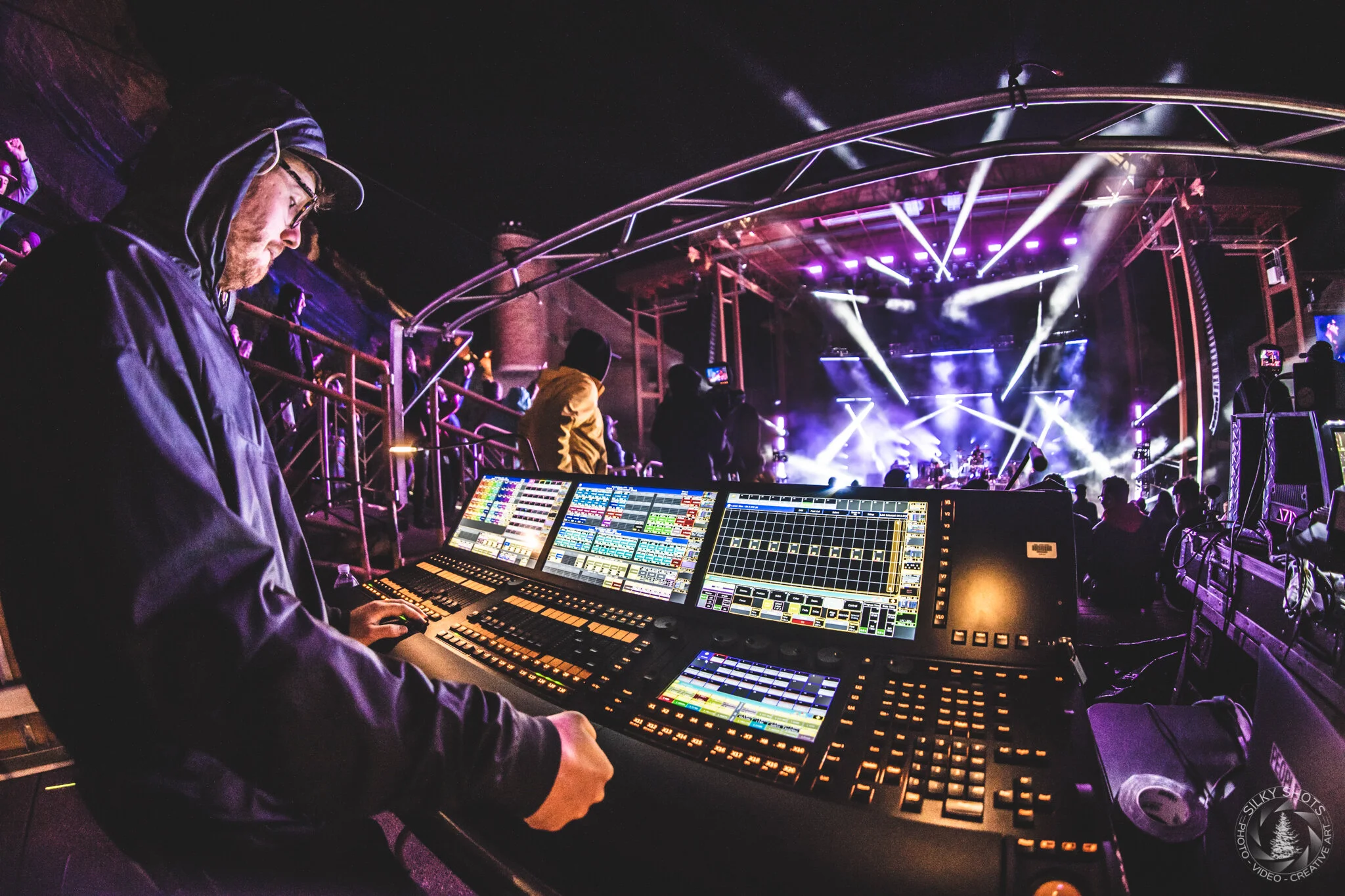 ©SilkyShots2019-chromeo-theiverycorp_rrx5.31.19-5992.jpg