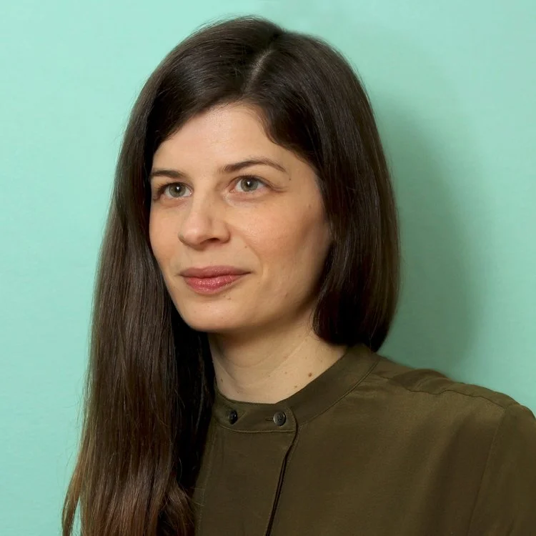 laura_allcorn_headshot.jpg