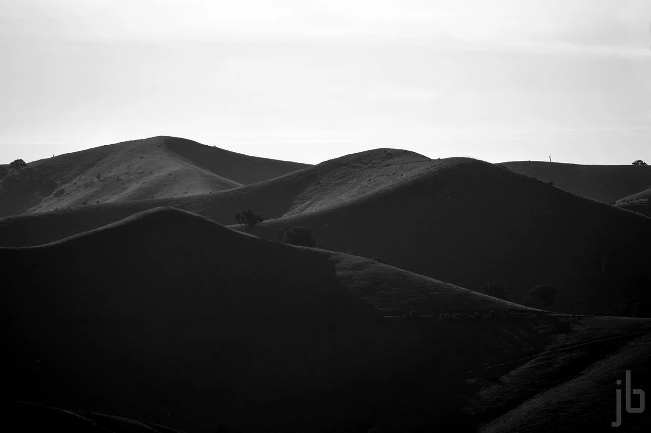 hills-s2-X2.jpg