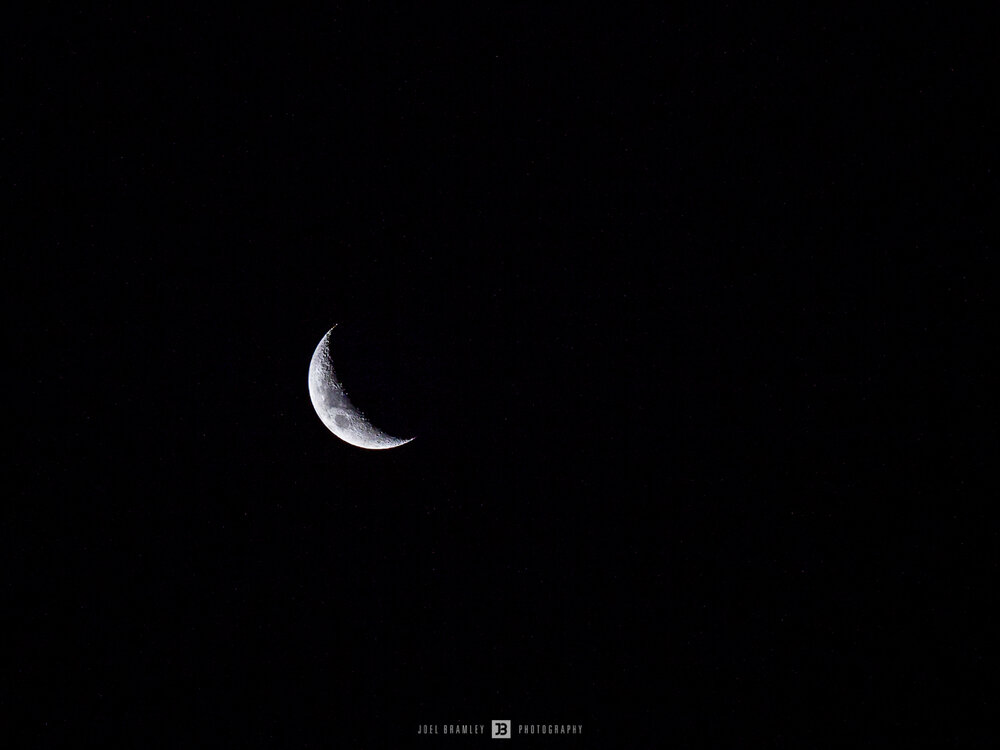 crescent-moon-s.jpg