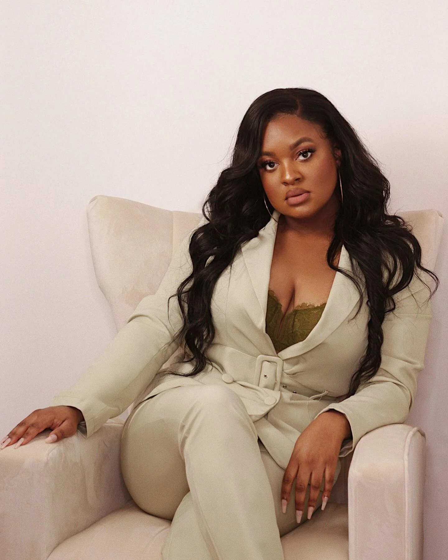 Six years ago, I posted my first blog post on Style By Miece! 
&mdash;&mdash;&mdash;
Six years ago, I had my worst academic semester, entering my senior year and battling the confusion on my life post-graduation. I knew that I wanted to do something 