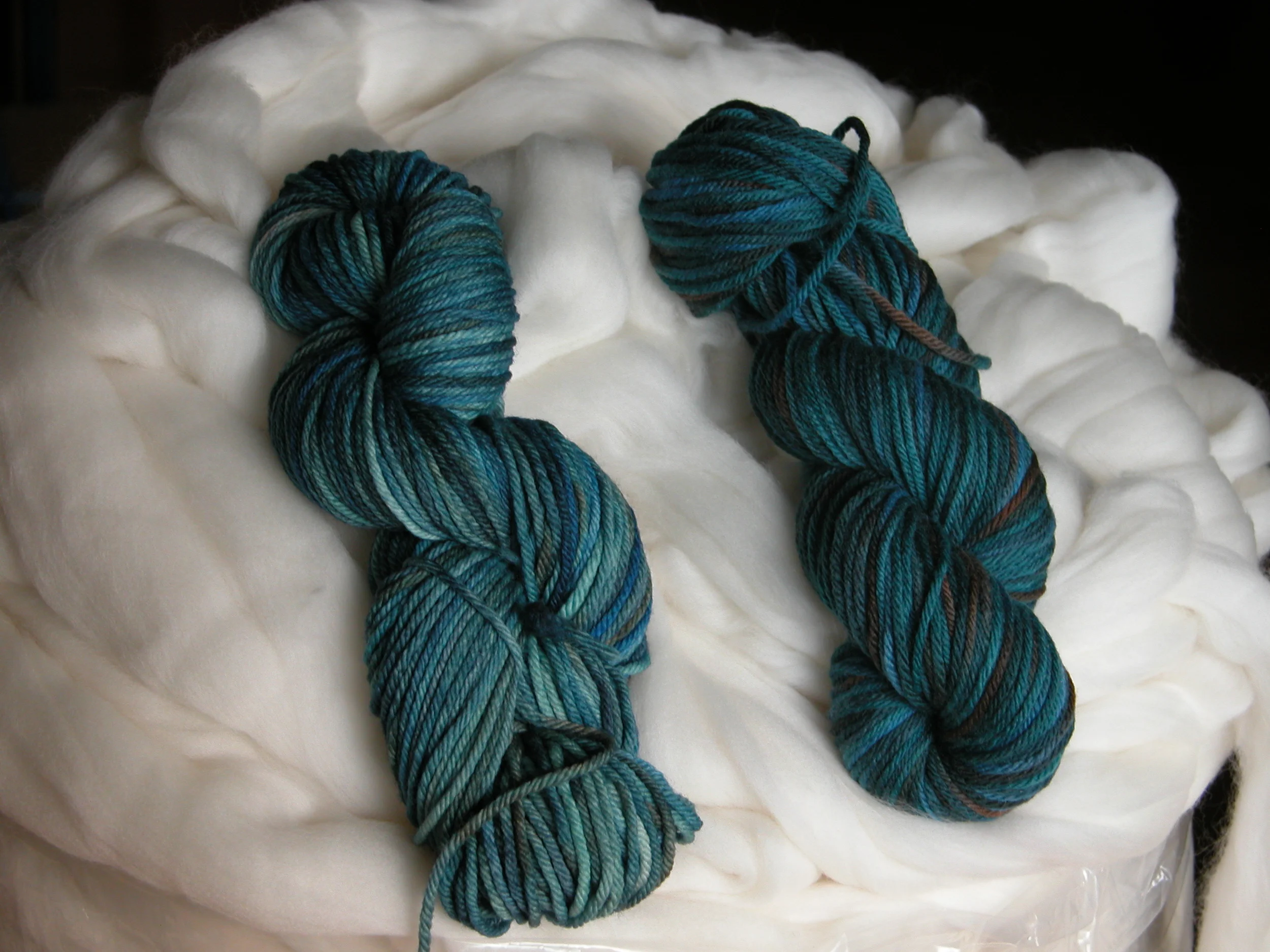 The new multi Ashmore. On the left is the prototype designed and hand-dyed by Rebecca Robinson. On the right is the commercially dyed version.