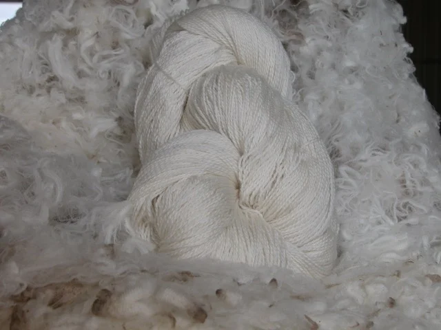 4-ply 200 g hank.jpg