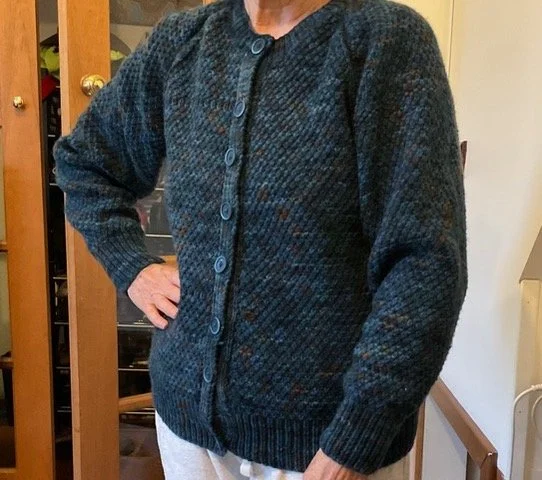 Lyn Bender: Ashmore 8 ply