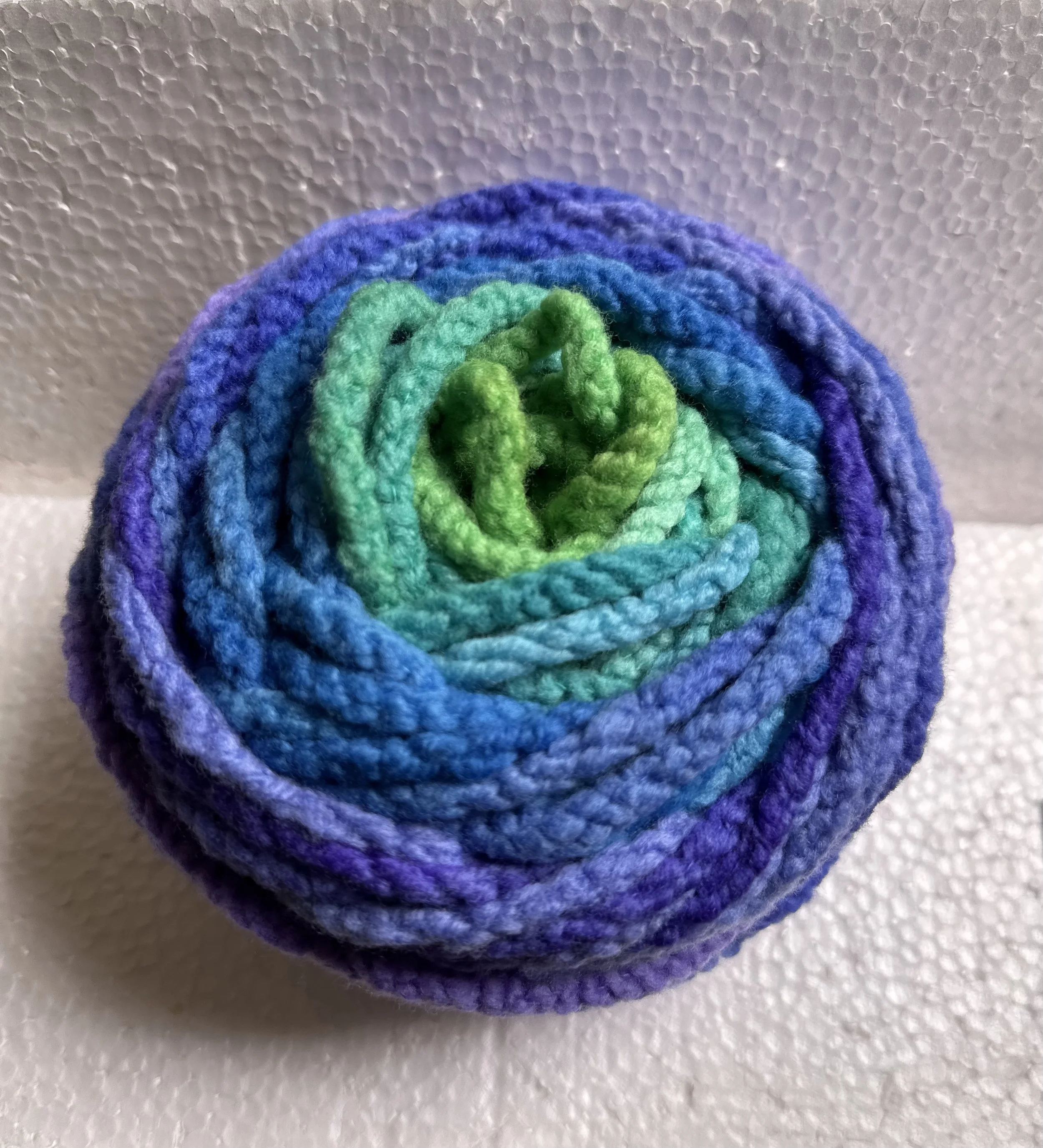 Pixel Life cowl gradient 